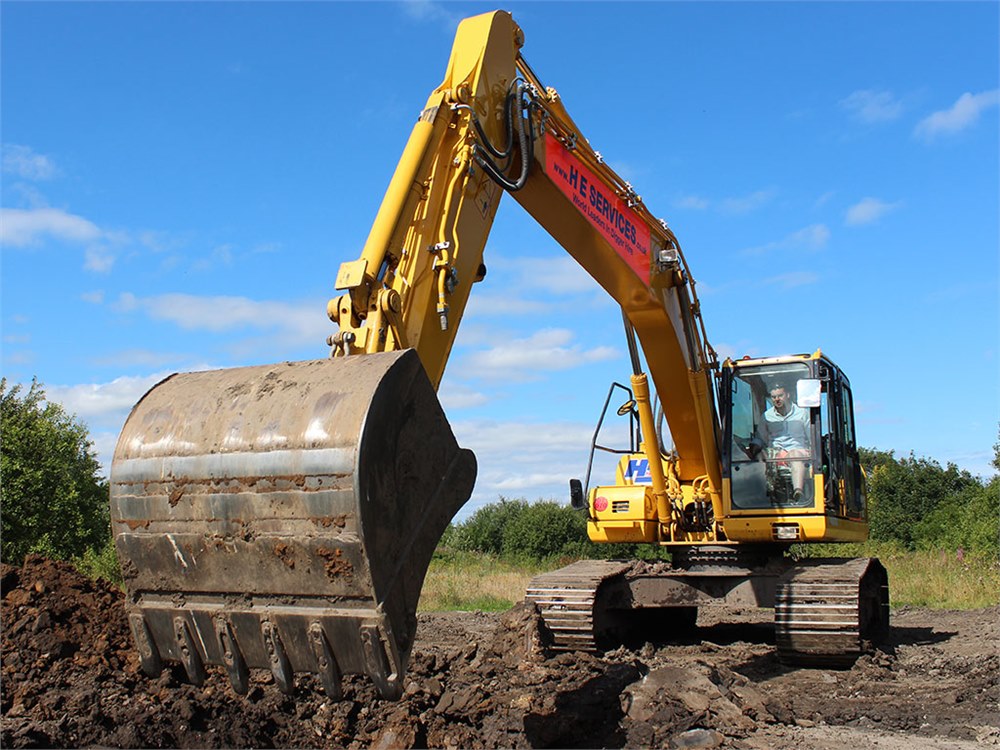 挖机维护不当导致电脑板烧毁的几大原因！